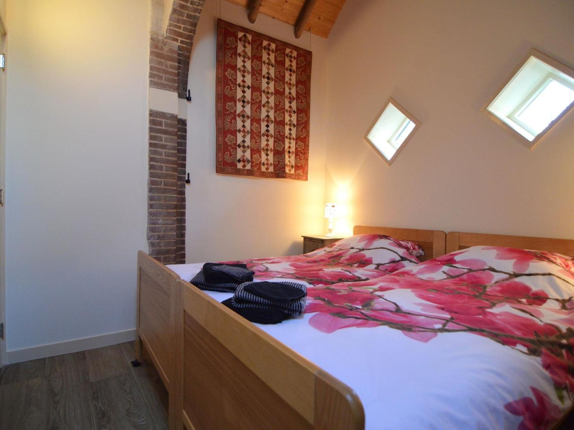 Staying In A Thatched Barn With Bedroom Achterhoek Geesteren  Экстерьер фото